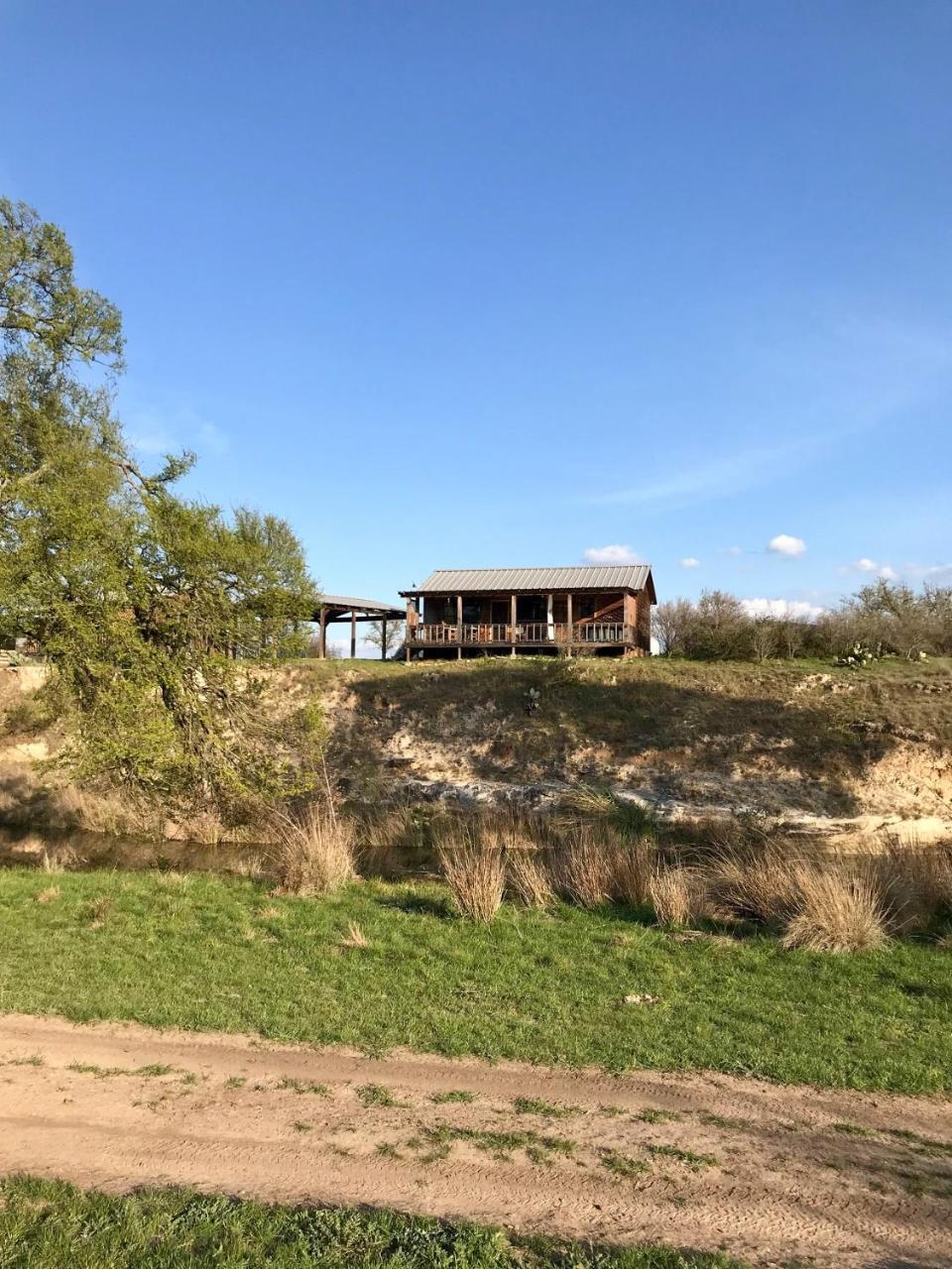City On A Hill At Spring Creek Fredericksburg Exterior foto